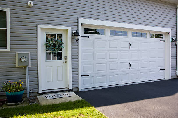 24/7 Emergency Garage Door Panel Replacement experts in Heidelberg, PA